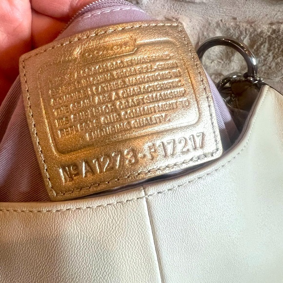 Coach Soho Ivory/Gold Pleated Buckle Flap Leather Shoulder Bag F17217 - Picture 7 of 8